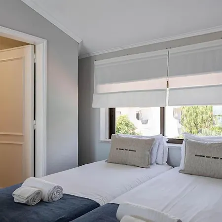 Tailor Made With Ocean View In Caxias