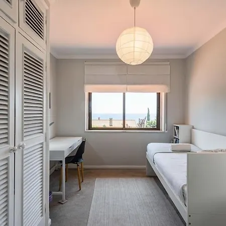 Tailor Made With Ocean View In Caxias