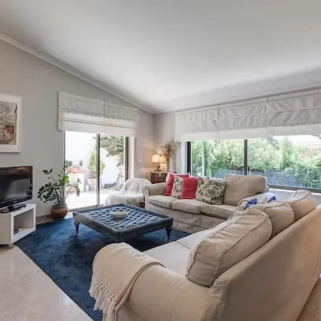 Semesterbostad Tailor Made With Ocean View In *